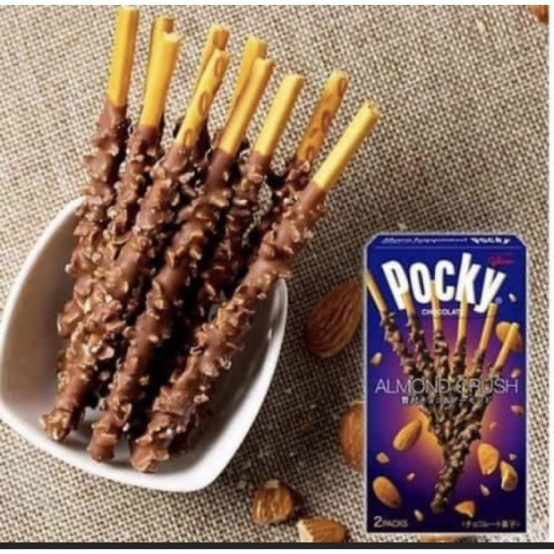 Glico Pocky Biscuit Sticks - Almond Crush Flavour (66g)